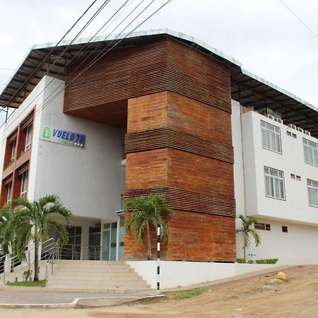 Vuelo 78 Hotel Tarapoto Bagian luar foto