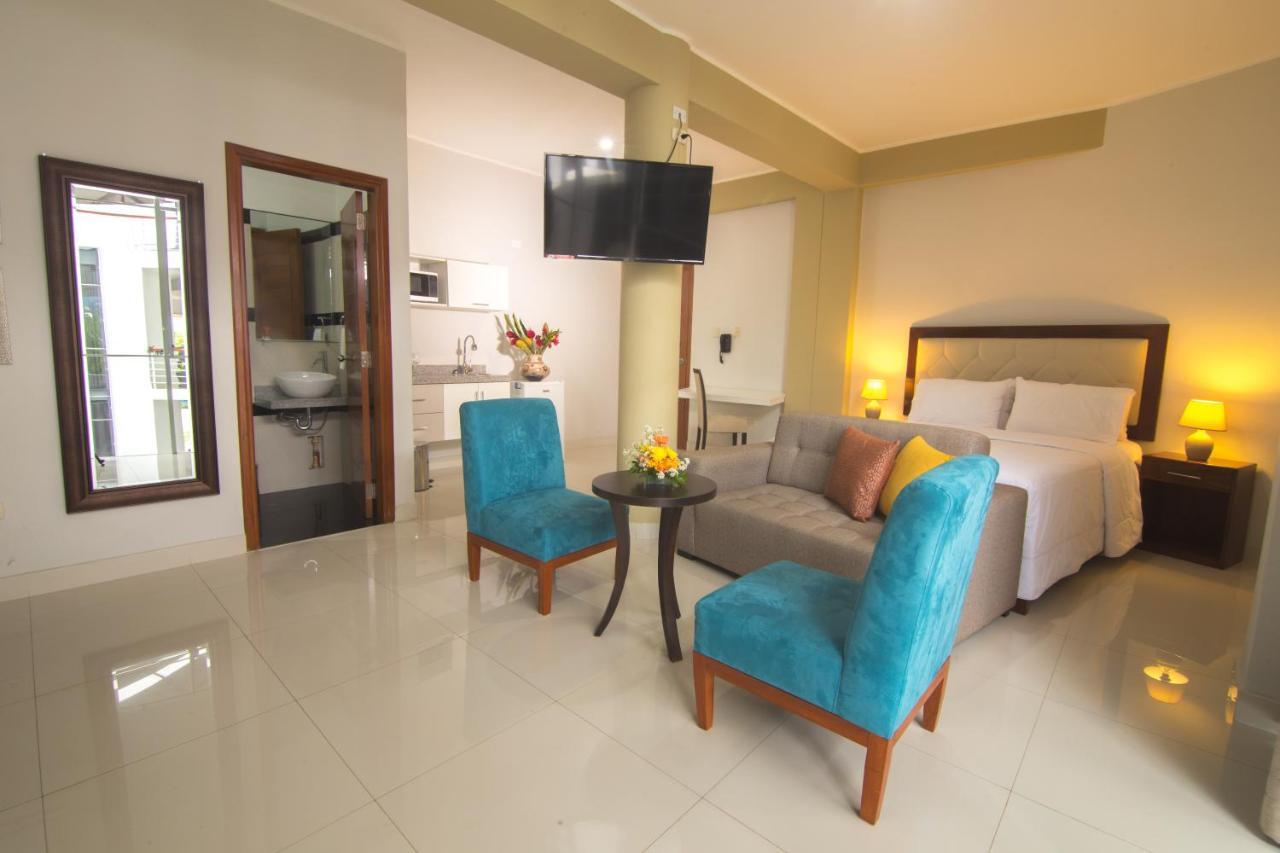 Vuelo 78 Hotel Tarapoto Bagian luar foto