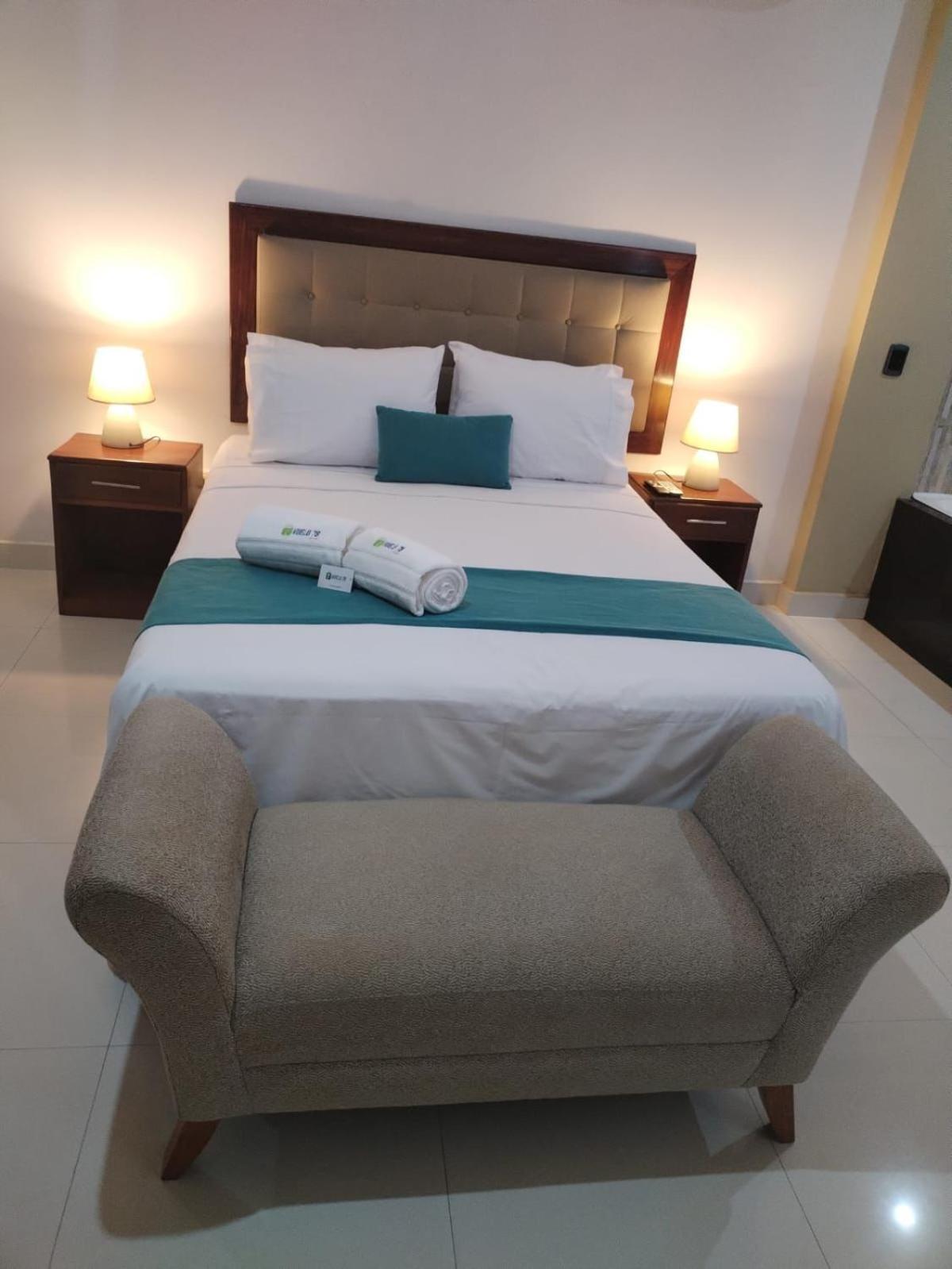Vuelo 78 Hotel Tarapoto Bagian luar foto