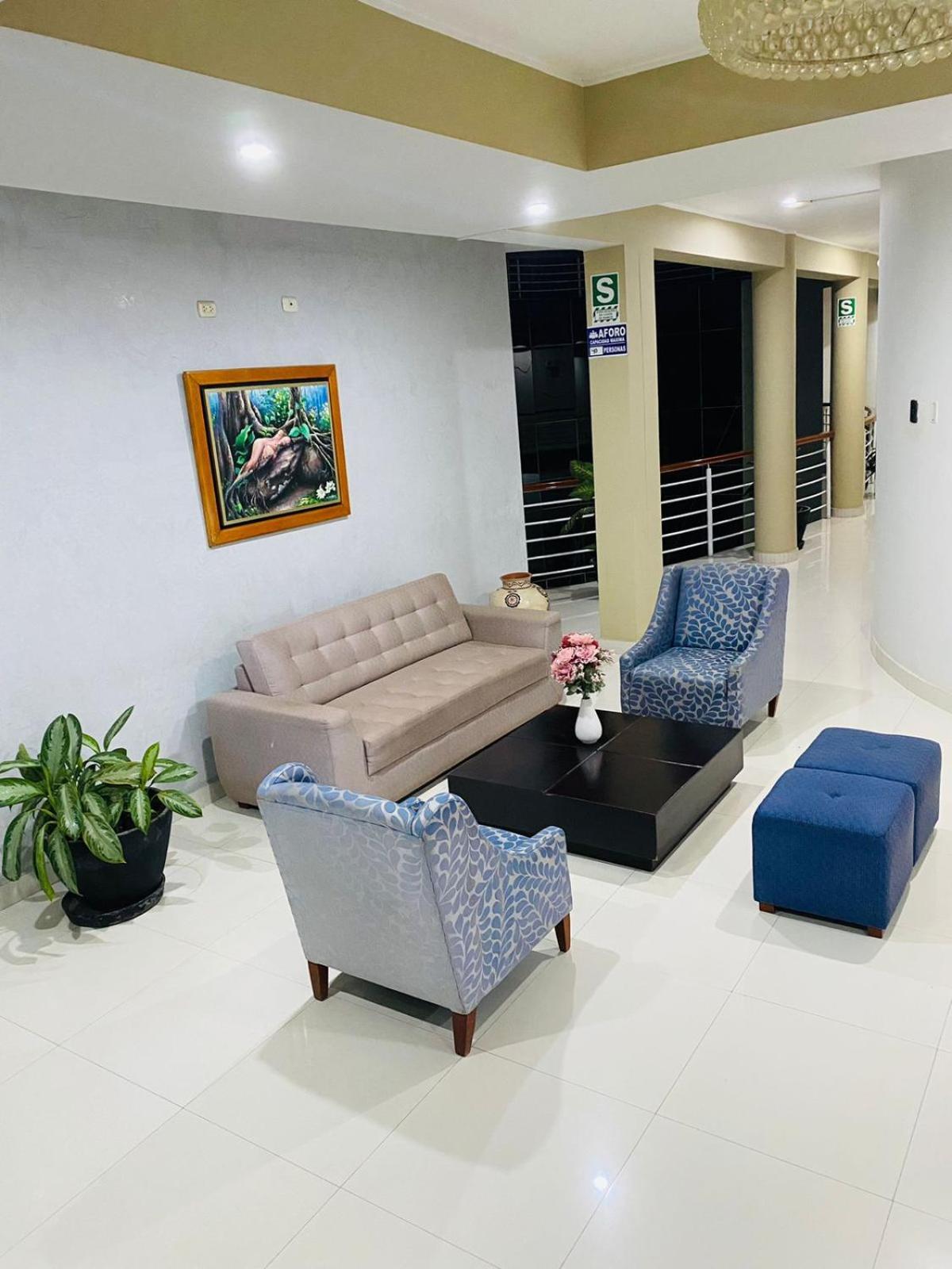 Vuelo 78 Hotel Tarapoto Bagian luar foto