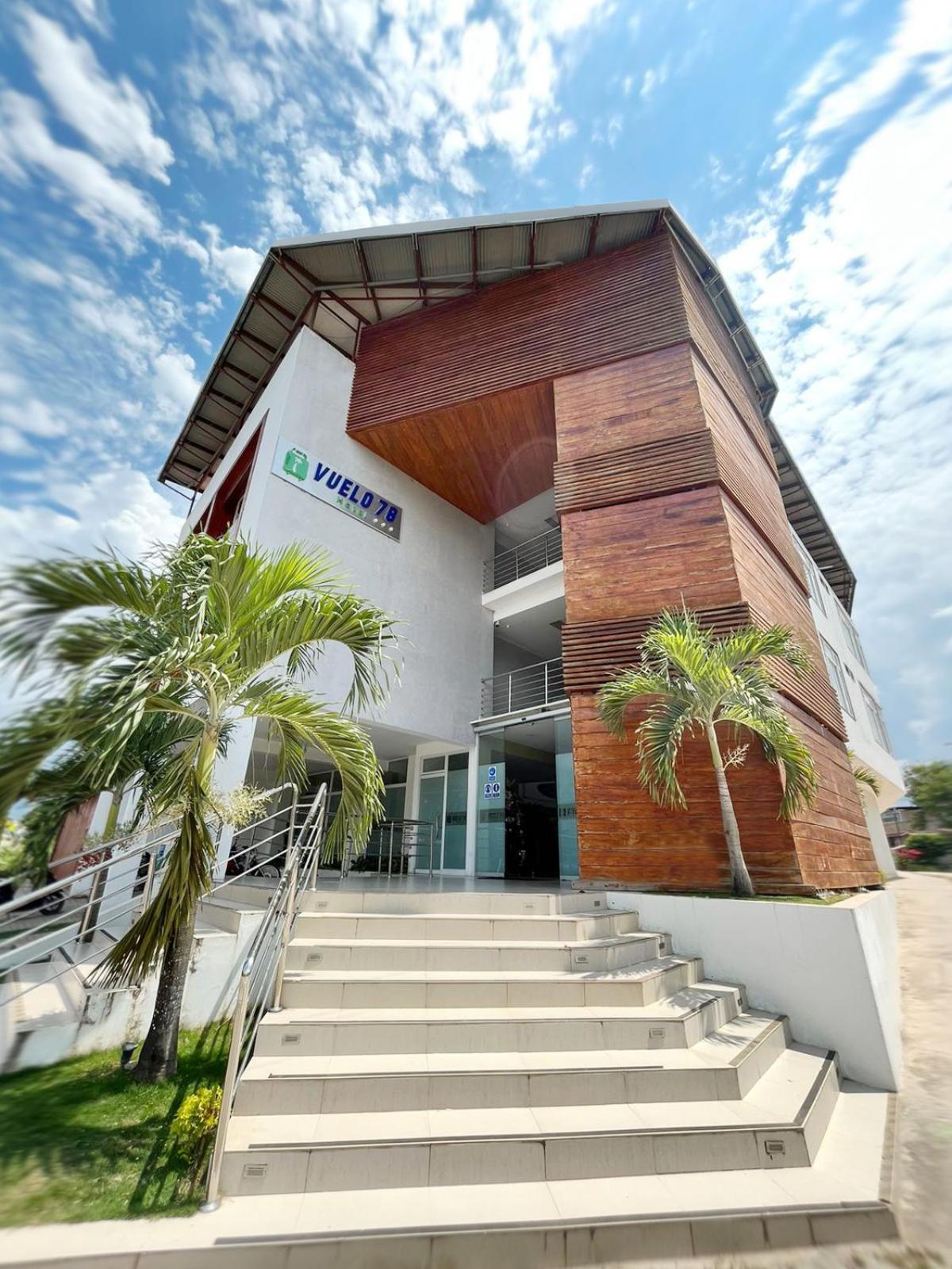Vuelo 78 Hotel Tarapoto Bagian luar foto